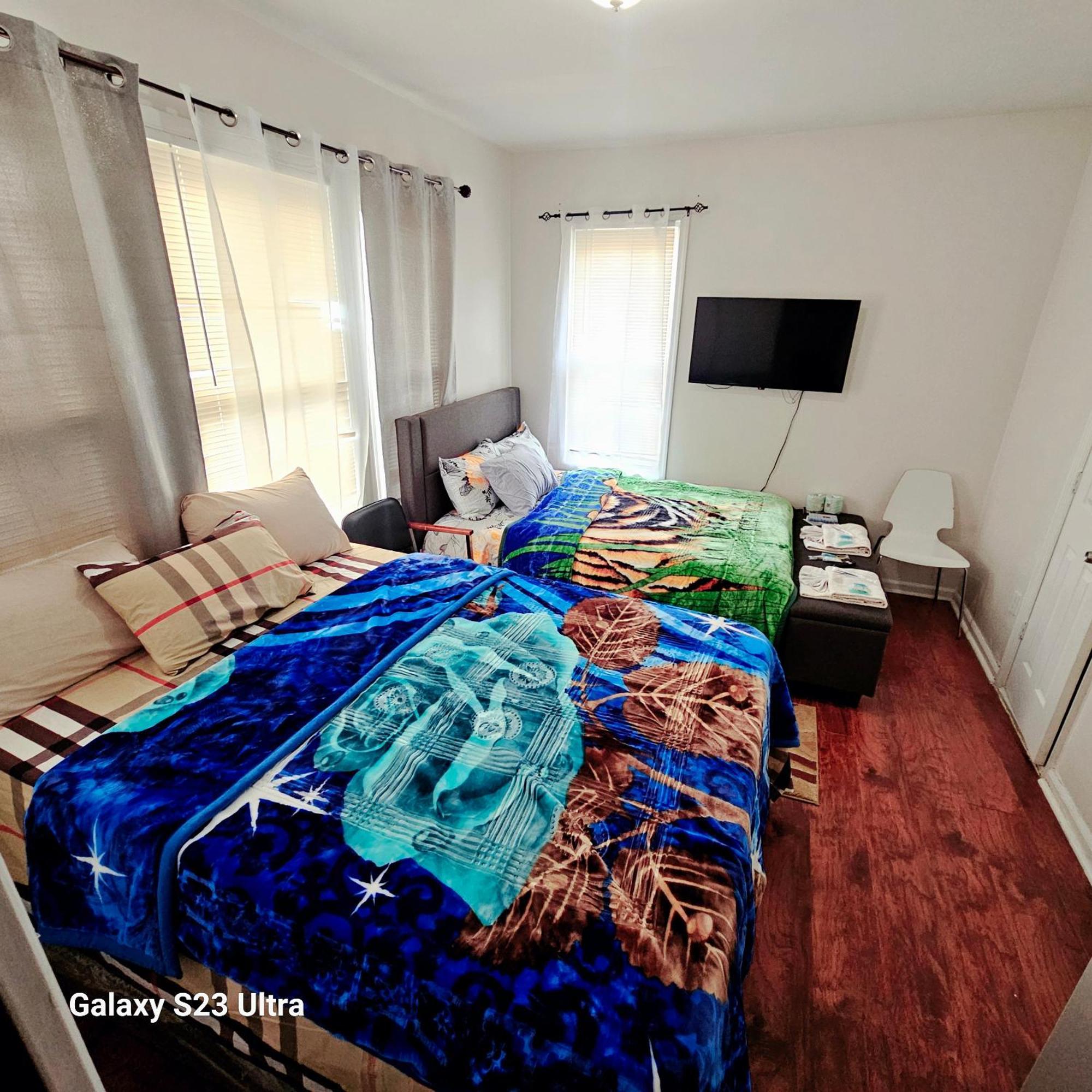 Divine Villa & Resorts Guest House - 283 Lehigh Ave Newark Buitenkant foto