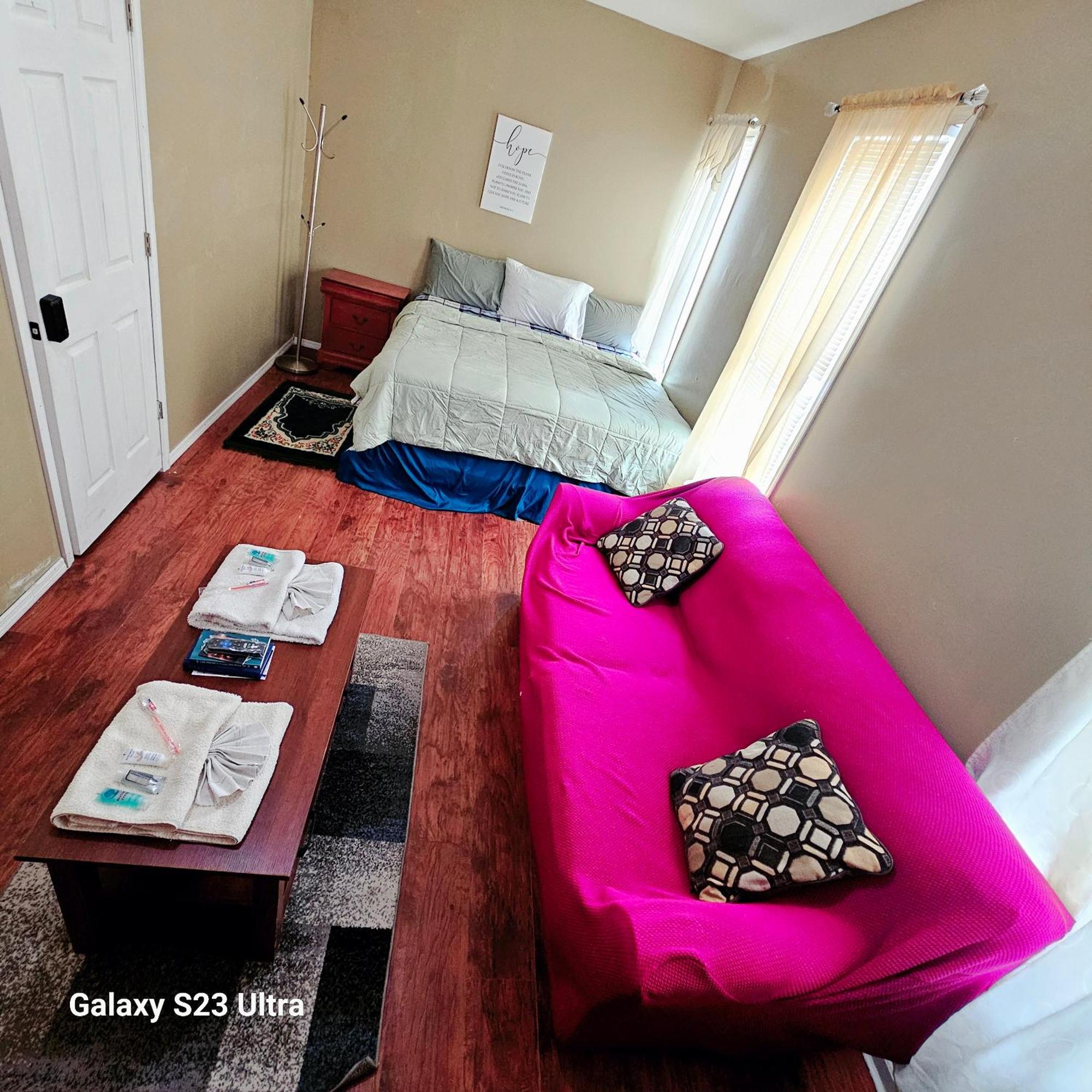 Divine Villa & Resorts Guest House - 283 Lehigh Ave Newark Buitenkant foto